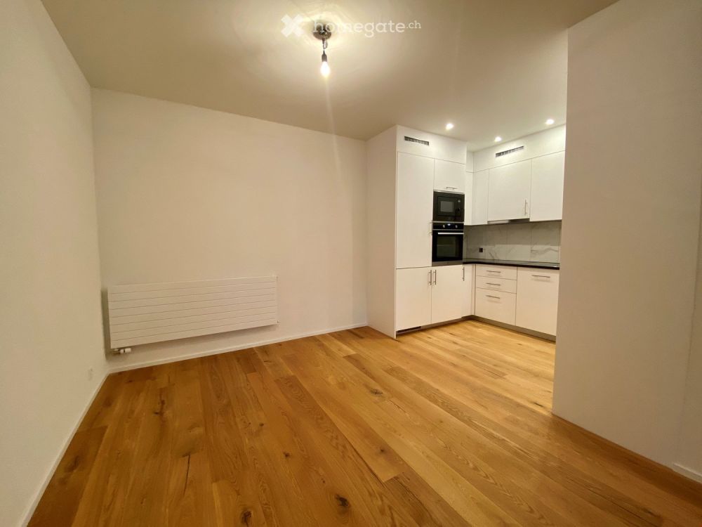 >> Grosszügige 2.5 Zimmerwohnung im Dorfzentrum << - Bild 2