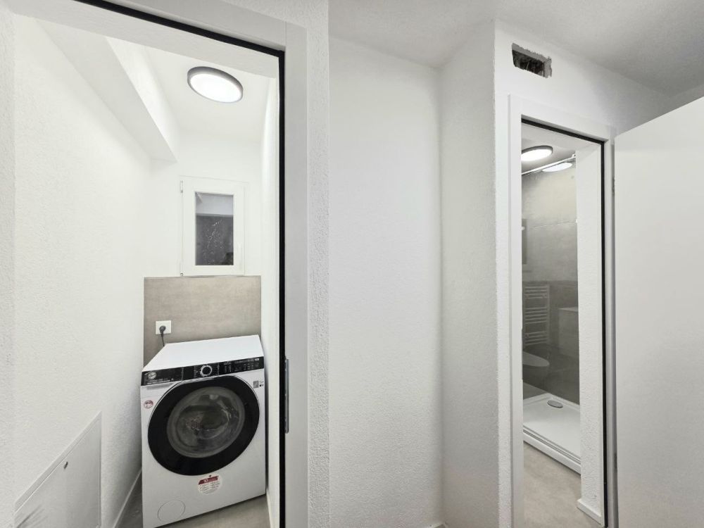Erstvermietung nach Totalsanierung: möblierte WG-Zimmer - Bild 7