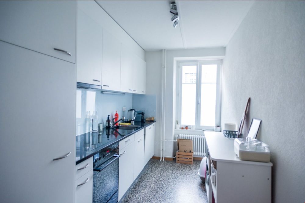 Moderne 2.5-Zimmer-Wohnung mit Terrasse im Hochparterre - Bild 11