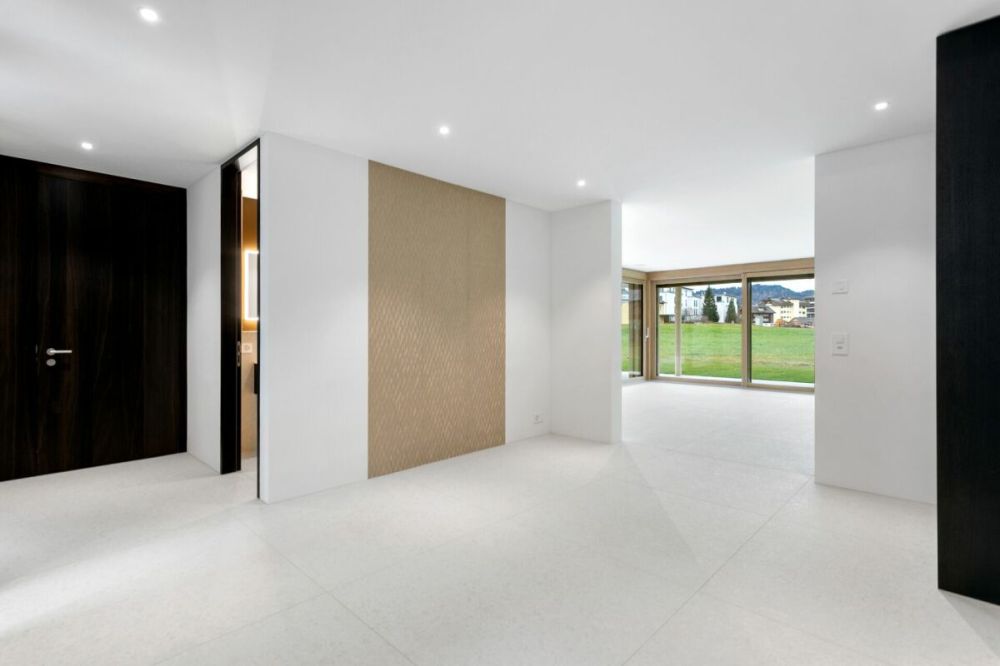 Neubau-Villa in Unterägeri zur Miete - Whirlpool, Dachterrasse & Lift - Bild 5