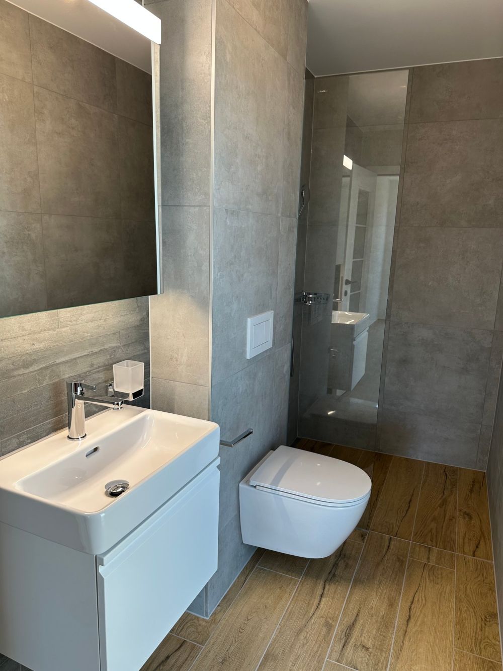 Wohnen wie im Eigenheim - stilvolle Neubauwohnung mit hochwertigem Ausbaustandart - Bild 6
