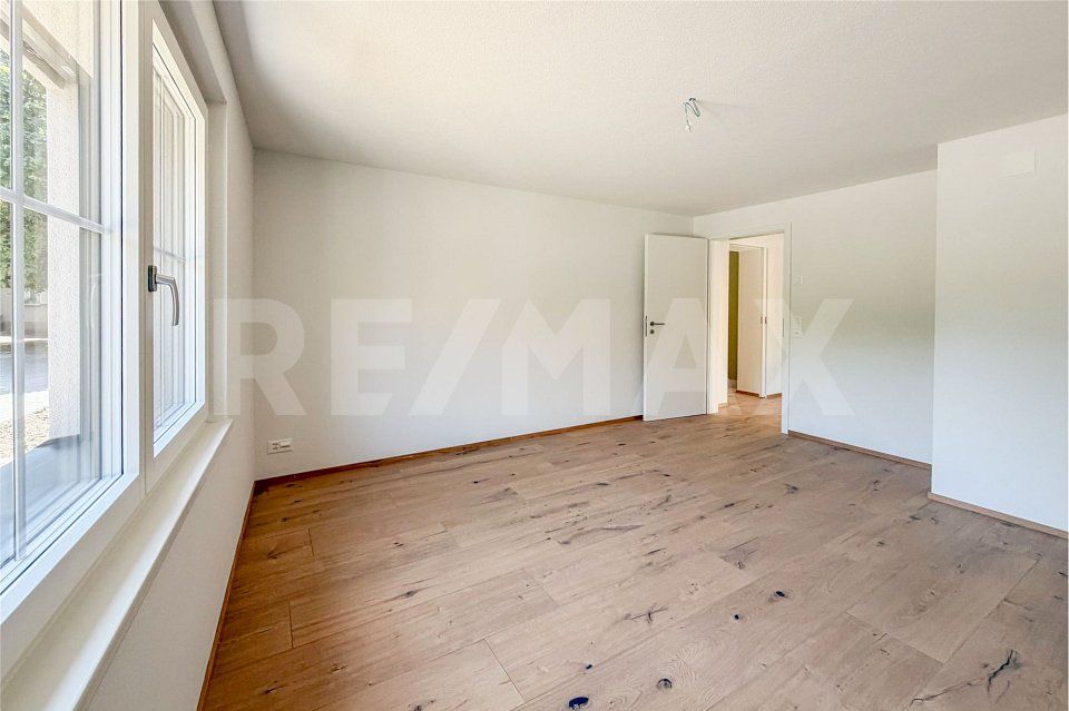 Erstvermietung: Moderne, grosszügige 2.5 Zimmer-Gartenwohnung in Zuzgen zu vermieten - Bild 9