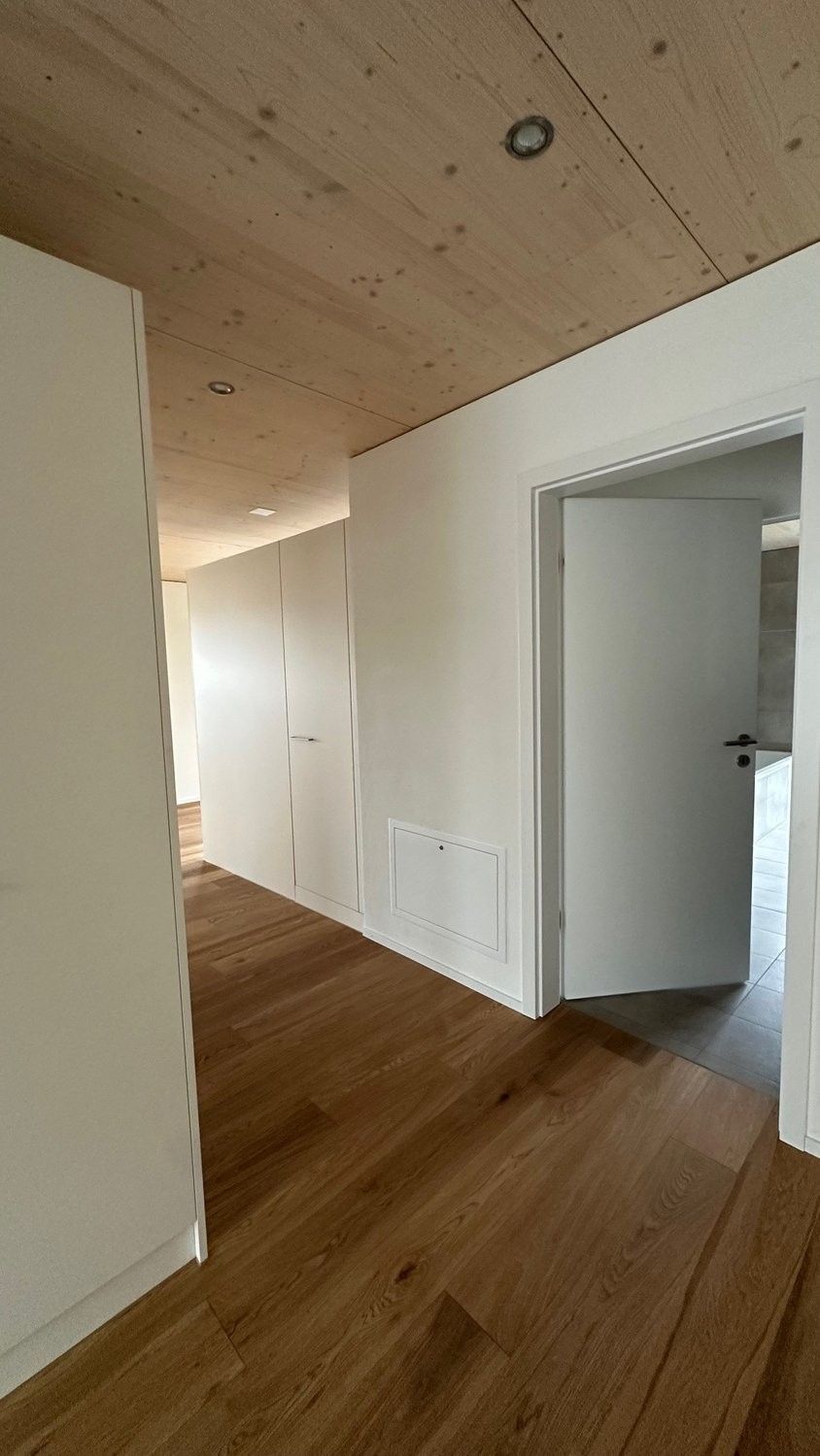 Moderne Neubauwohnung (EG) an zentraler Lage  Nähe Bahnhof - Eingang