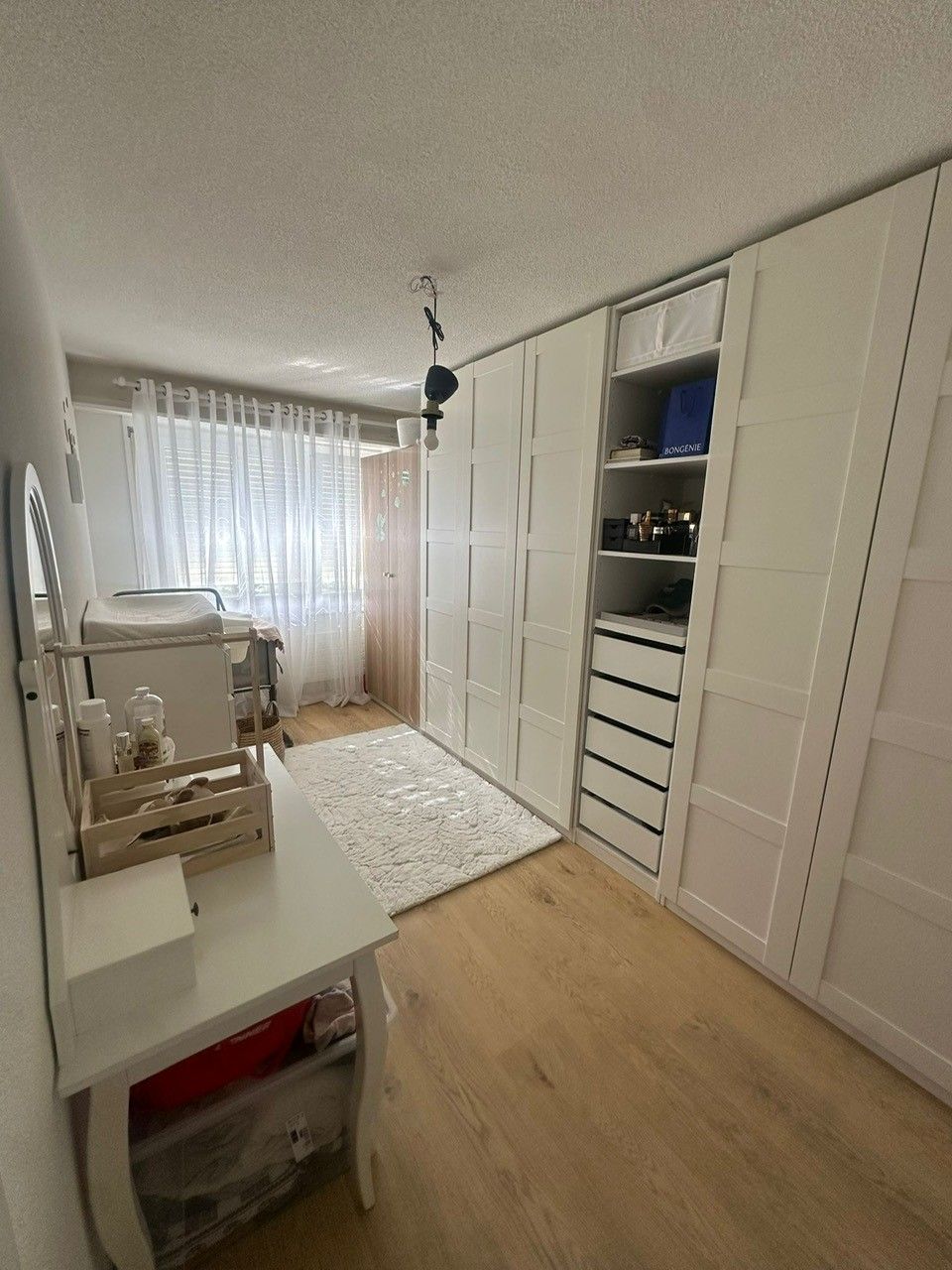 Grand appartement 3.5 pièces avec balcon 10m2, place de parc - Bild 7