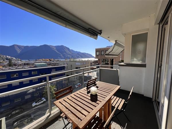 Lugano: Appartamento arredato  2.5 locali - Terrazzo