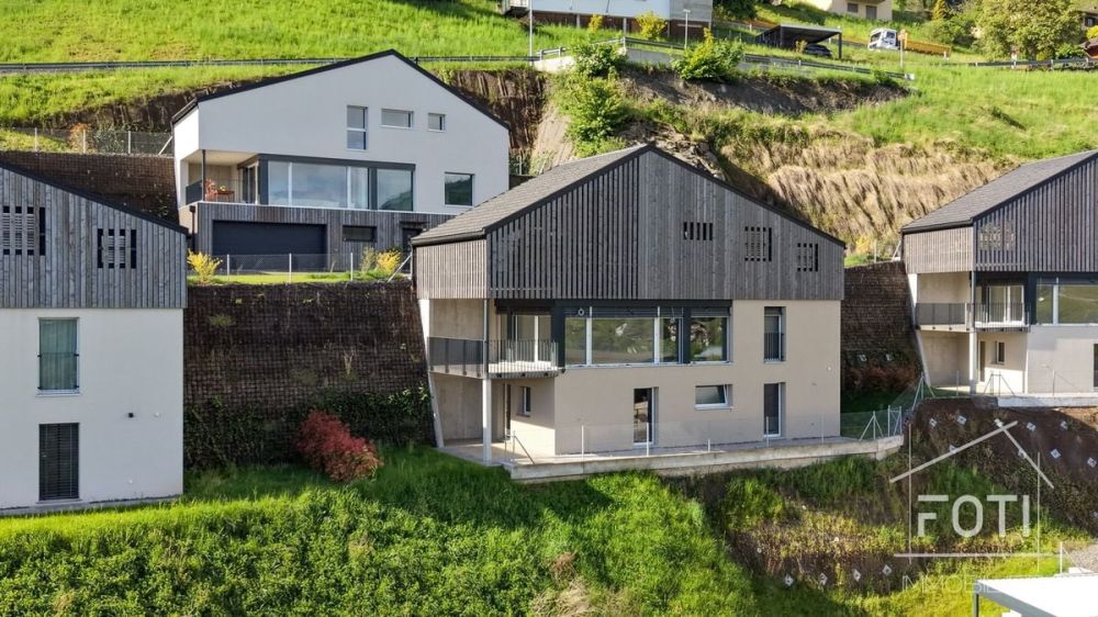 LOCATION-VENTE : Villa individuelle NEUVE de 4,5 pièces avec belle vue sur la plaine. - Façade Extérieure