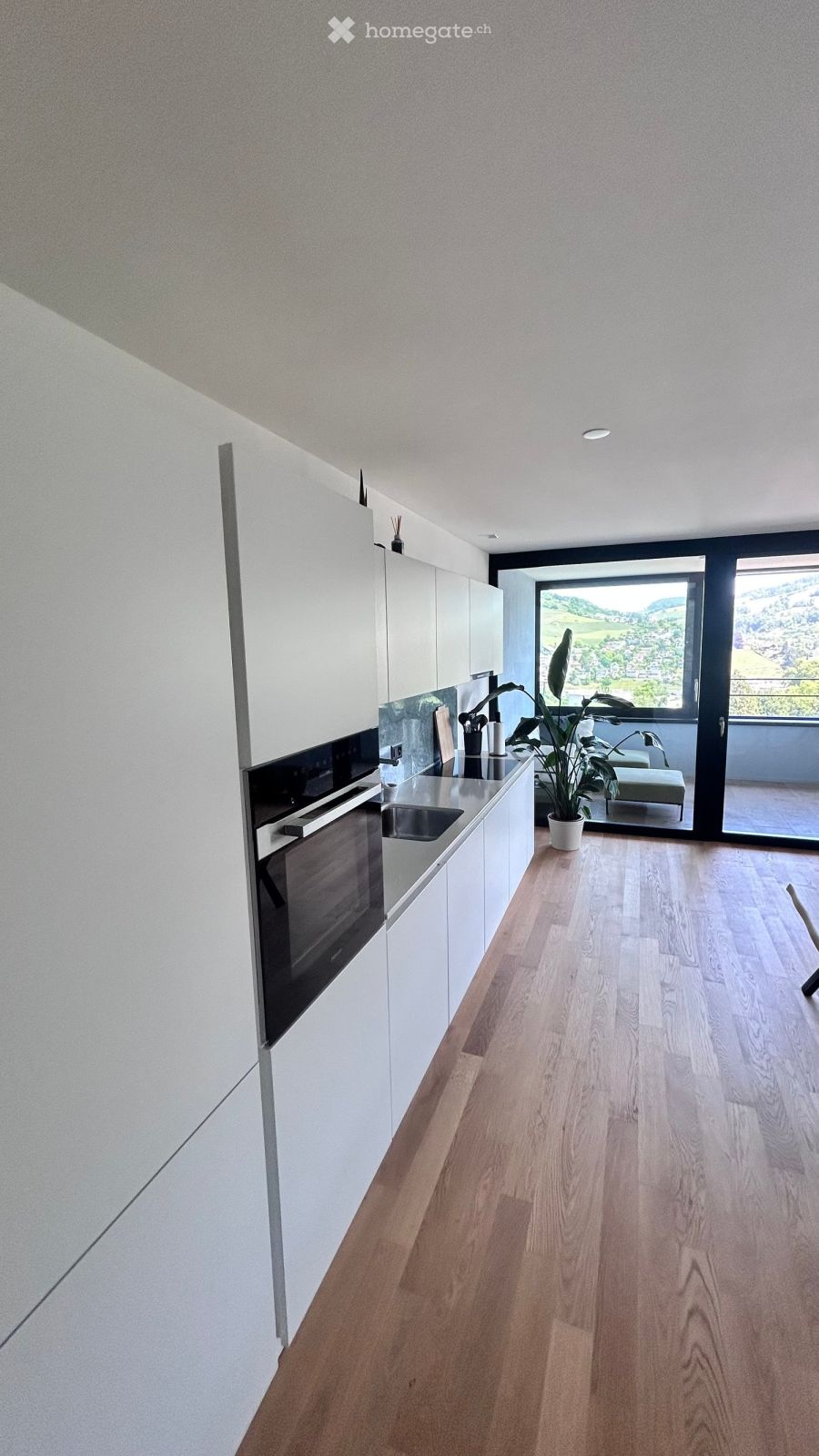 Modernes 2.5-Zimmer-Apartment im 12. Stock am Brown Boveri Platz, Baden - Bild 2