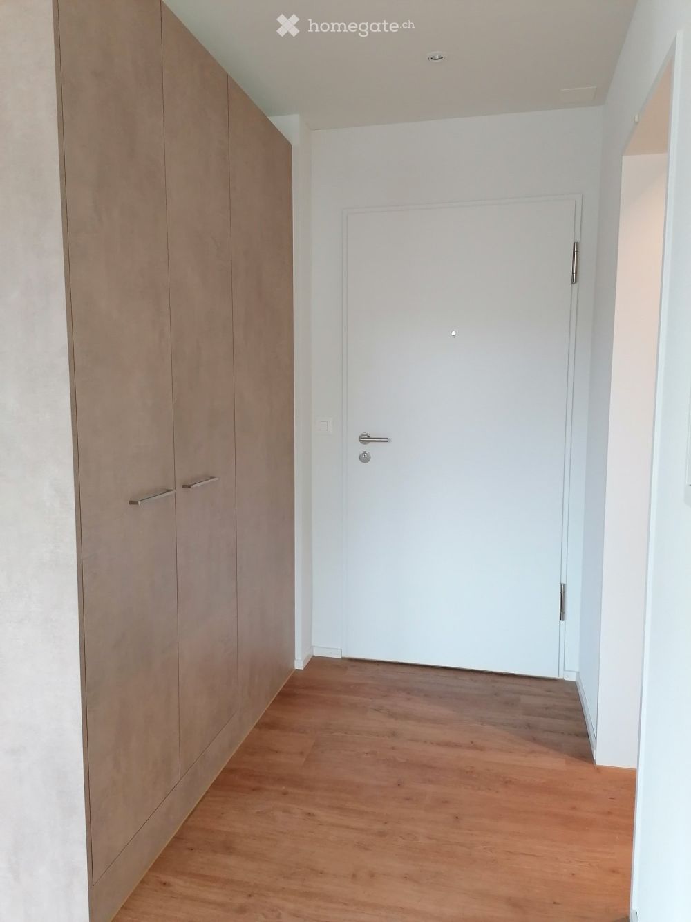 Moderne 2,5-Zimmer-Wohnung in Thürnen - Bild 3