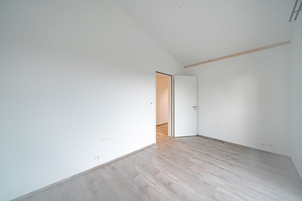MODERNE ERDGESCHOSSWOHNUNG AN GUTER LAGE MIT GARTENSITZPLATZ - Bild 5