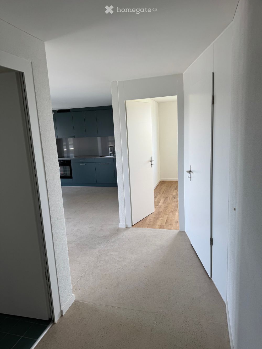 Modern 2.5-Room Apartment in New Building with Garage and Balcony - Bild 3