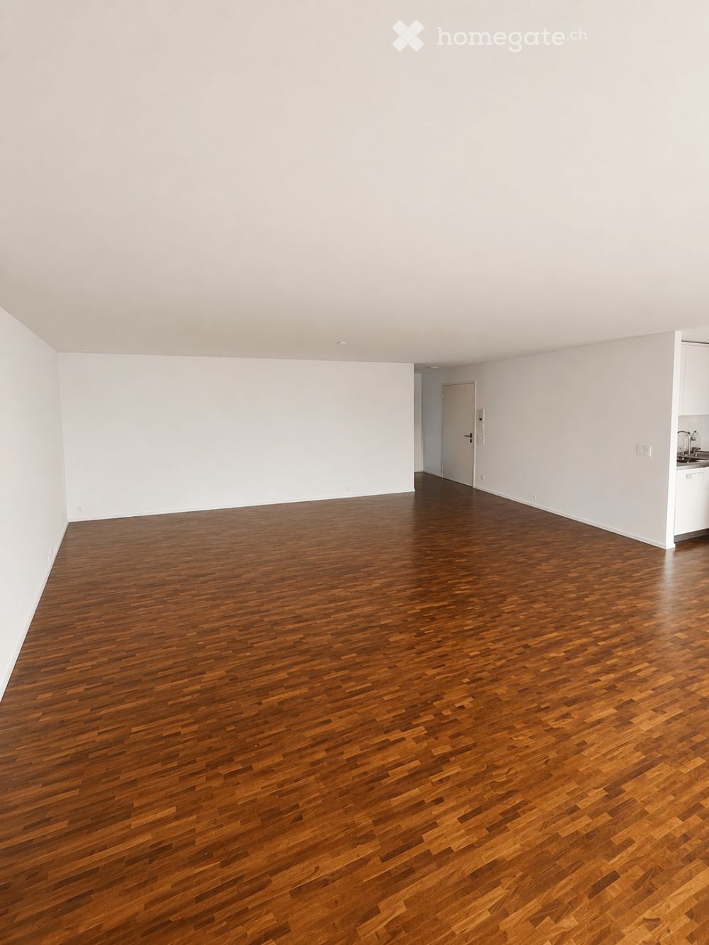 Modern 2.5-Room Apartment with Mountain Views in Visp - Bild 2