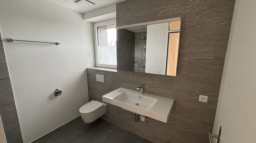 Exklusive Neubauwohnung an ruhiger Lage mit Bergsicht! - Bild 13