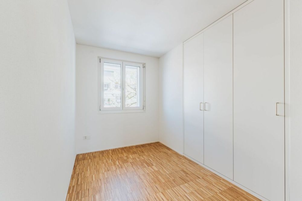 Erstbezug nach Komplettsanierung: 3.5 Zimmer-Wohnung (90m2) mit vielen Extras - Bild 4