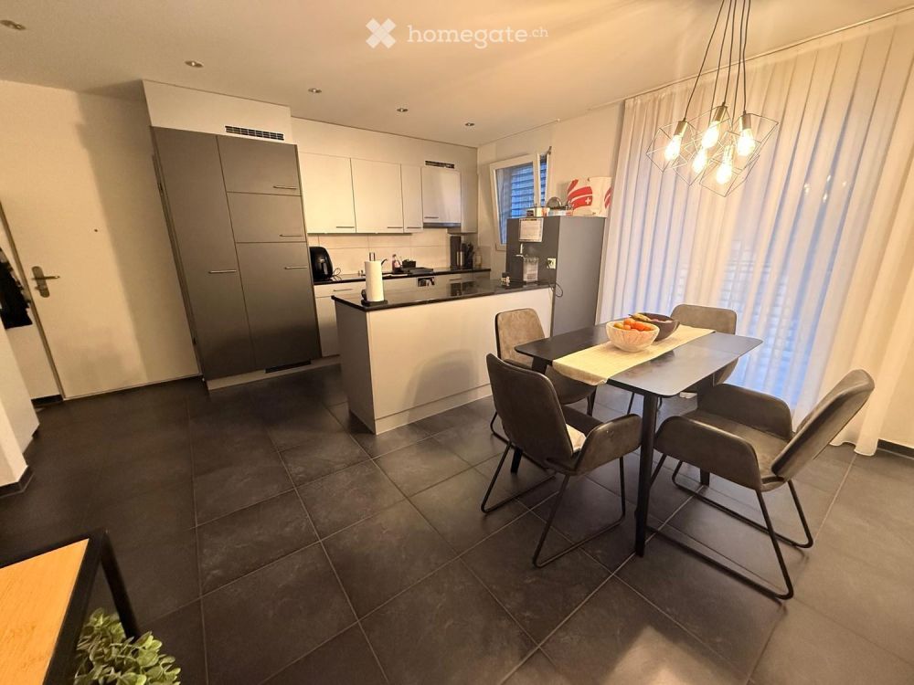 Moderne 3.5-Zimmer-Wohnung in ruhiger Lage in Rikon im Tösstal direkt an der Töss - Bild 2