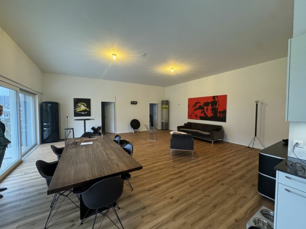 Neurenovierte 4.5-Zimmerwohnung im 1. OG - Einziehen & Wohlfühlen! - Bild 1