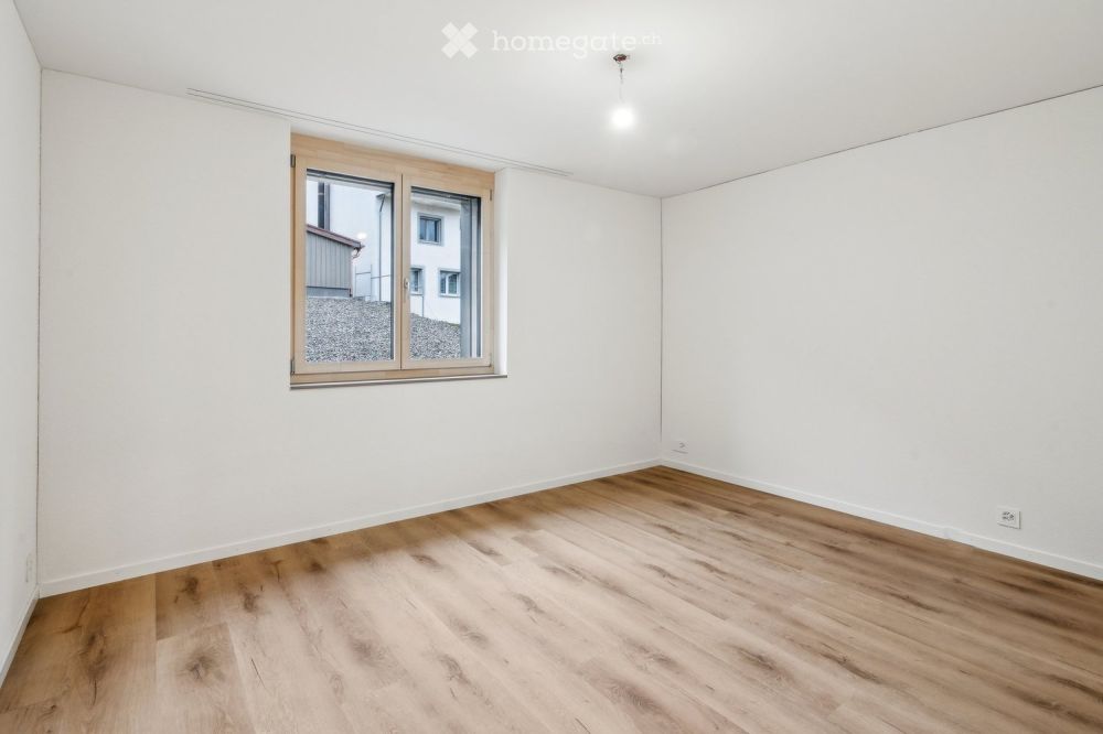 Erstvermietung – Wohnen am Sonnenberg: Moderne 5.5-Zimmer-Wohnung mit grosser Aussenfläche - Bild 8