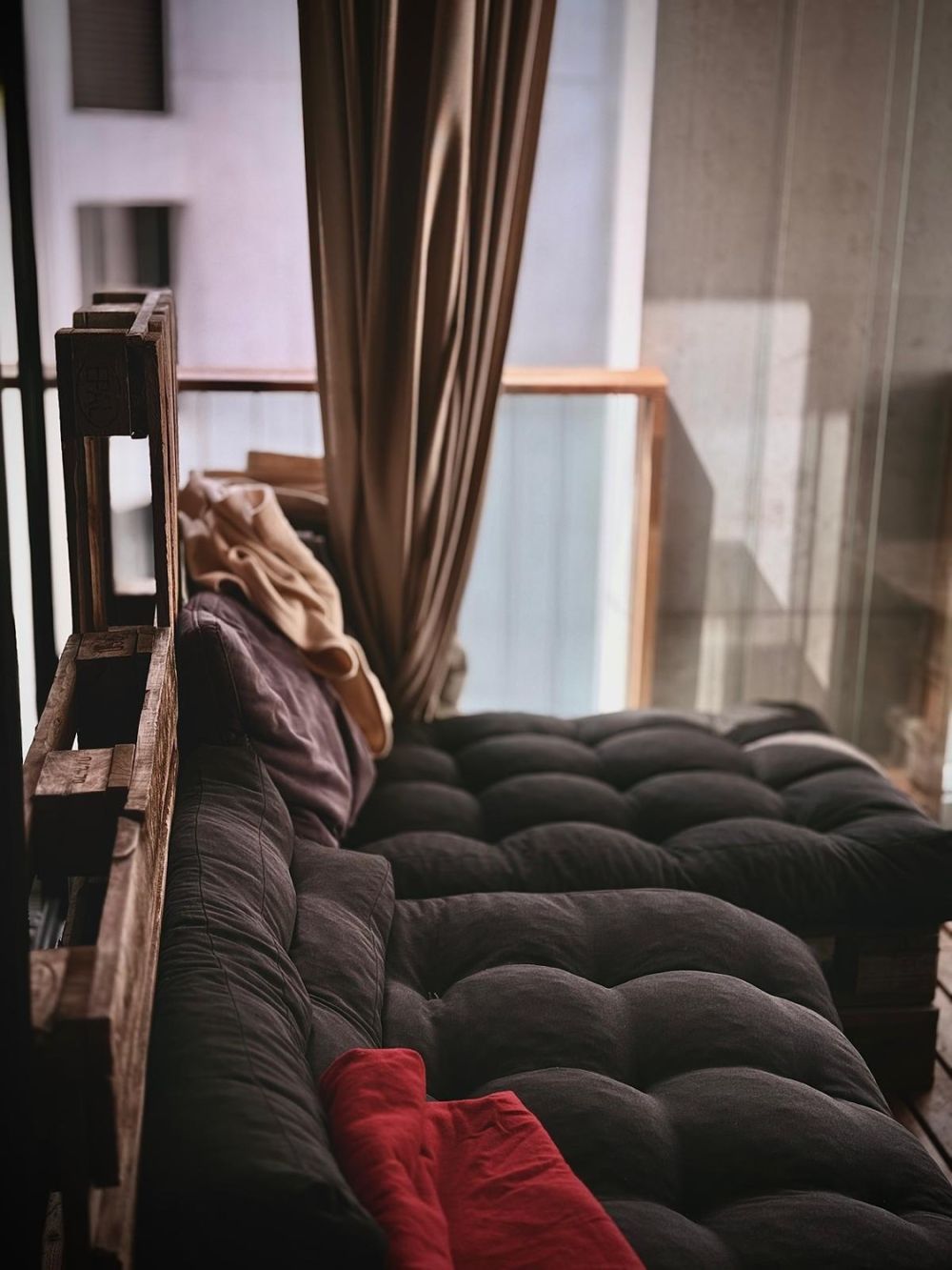 Zimmer in 4er-WG ab September frei (5 1/2 Zimmer Wohnung) - Bild 5