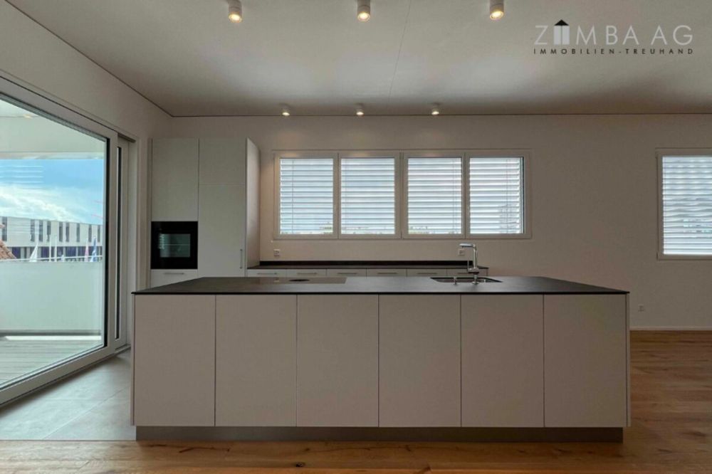 Im Thurgi-Center ganz oben: brand-neue, stylische 128 m²-Attika-Loft - Bild 2