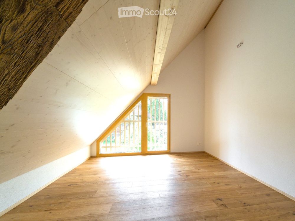 Erstverm. 5.5 Zi. Dachwh in historischen Bauernhaus Lurtigen - Bild 4