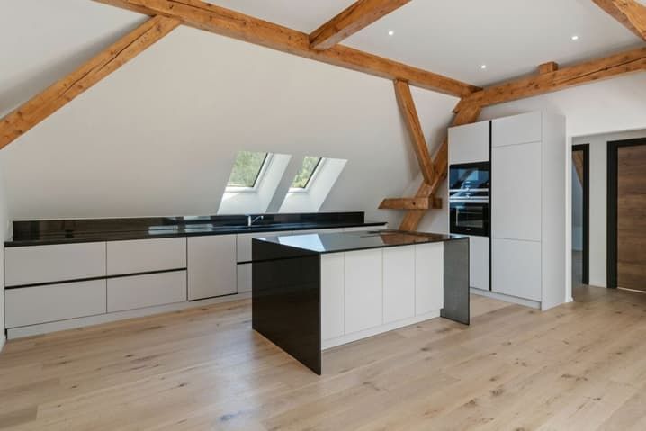 Courtelary, magnifique appartement de 4.5 pièces dans les combles - Bild 2