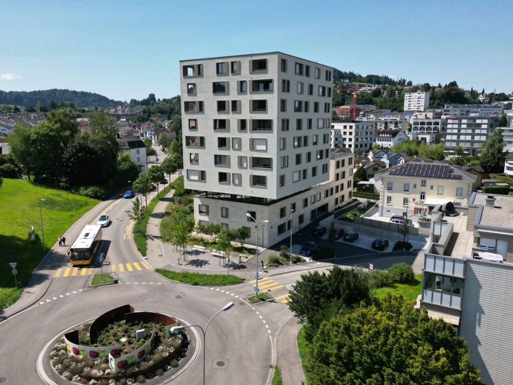 CUBO - HOCH HinAUS - Bild 1