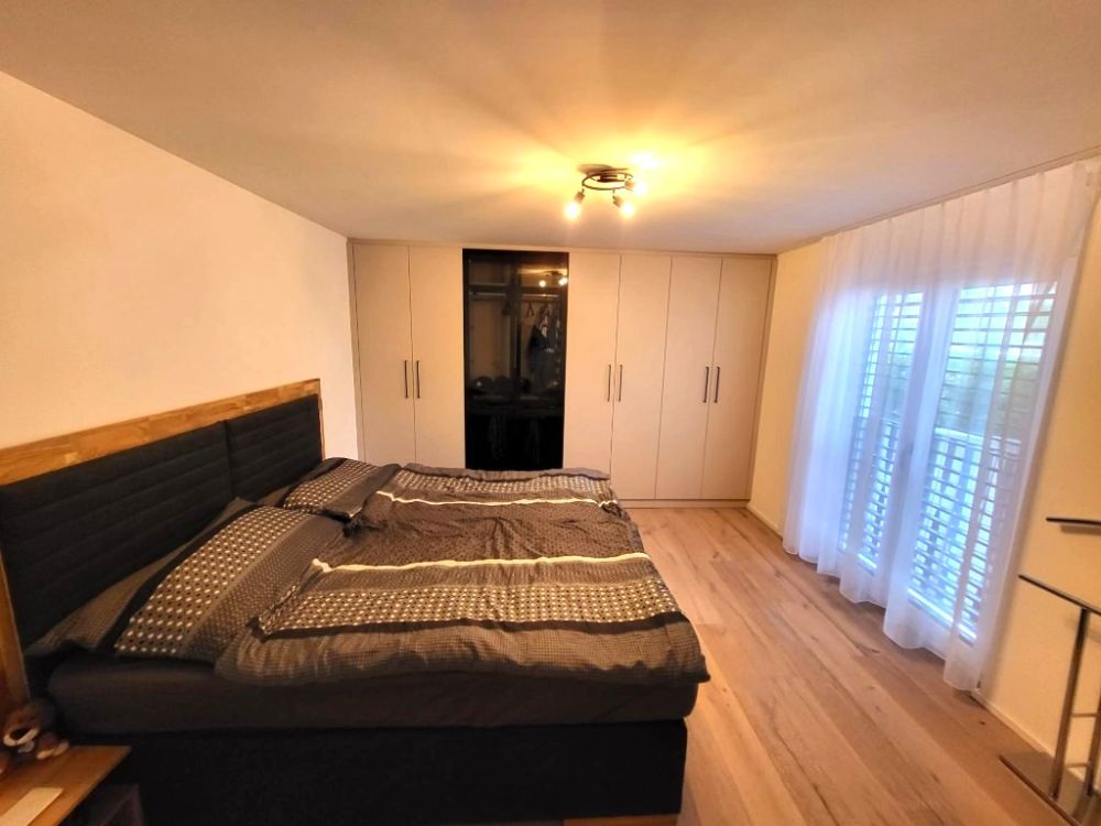 Helle, neue luxuriöse 2½ Zimmer Wohnung (H2) EG mit grossem Sitzplatz - Bild 7