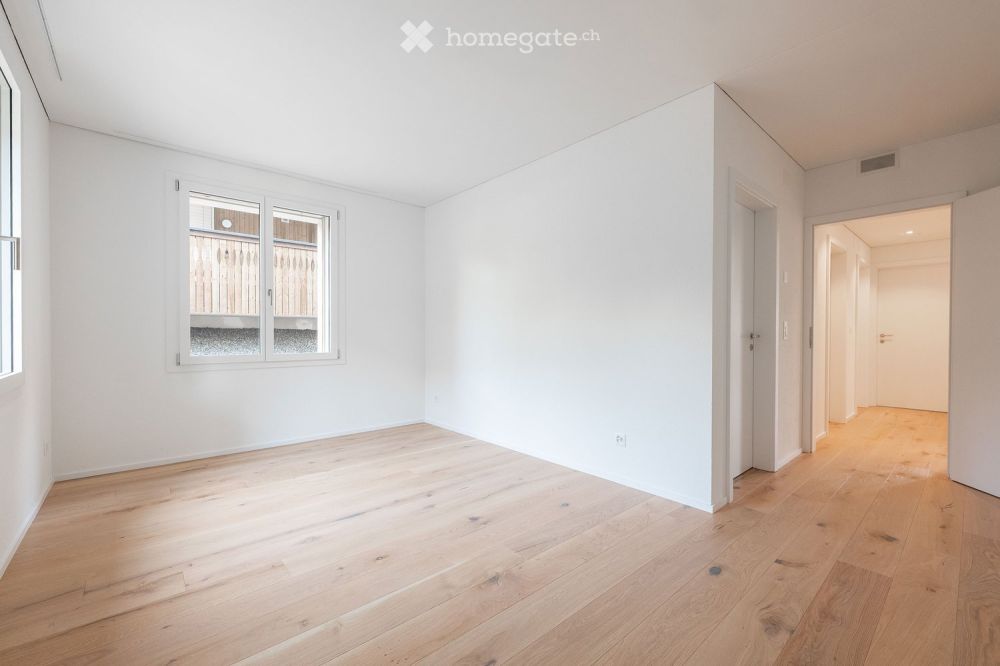 Moderne 5.5 Zimmer Eigentumswohnung mit grossem Sitzplatz - Bild 9