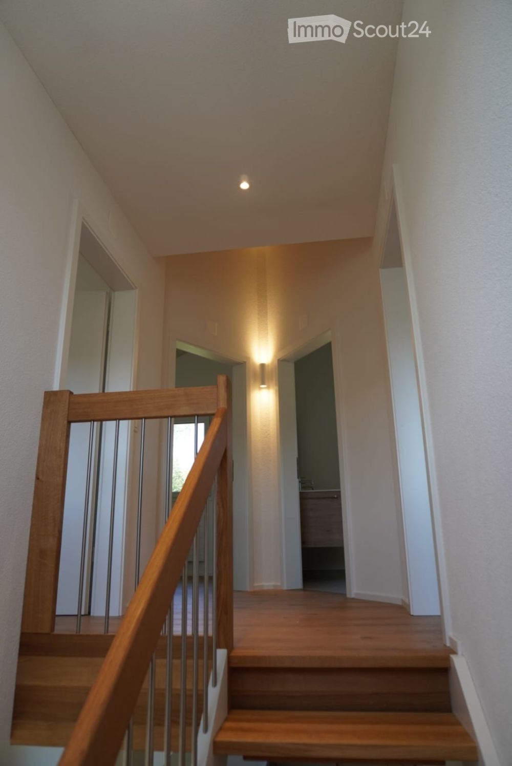 Erstvermietung nach Totalsanierung – modernes Familienhaus mit hochwertigem Ausbau - Bild 3
