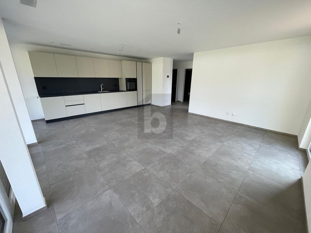NUOVA COSTRUZIONE, ELEGANTE CON AMPIA TERRAZZA - Bild 1