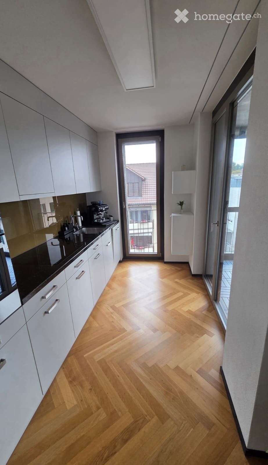 Zentral gelegene 3.5 Zimmer-Wohnung im Herzen von Uster - Bild 3