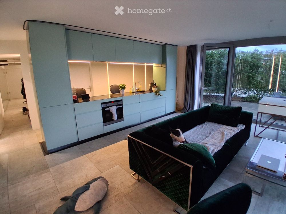 Moderne 3.5-Zimmer-Wohnung mit Balkon und Garage in Richterswil - Bild 2