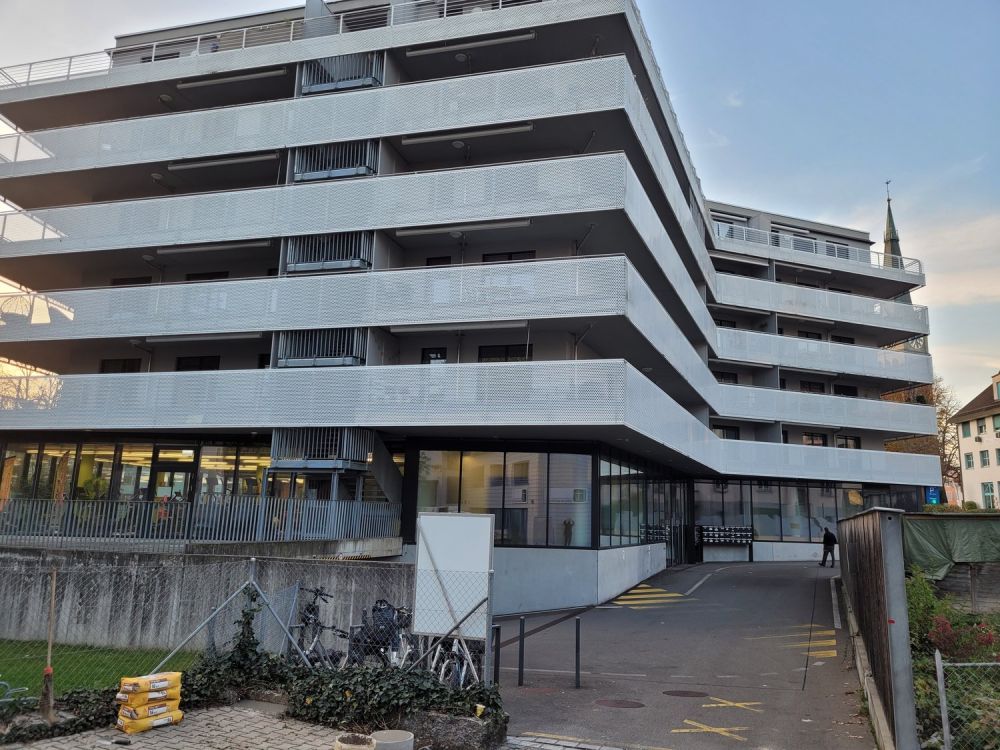 Erstvermietung - Moderne 2.5-Zimmer-Wohnung in ruhiger Lage - Bild 1