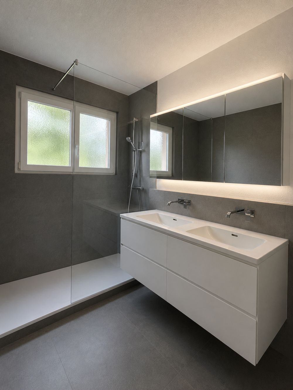 Erstbezug nach Sanierung – Ihr neues Zuhause direkt im Grünen - Bild 3