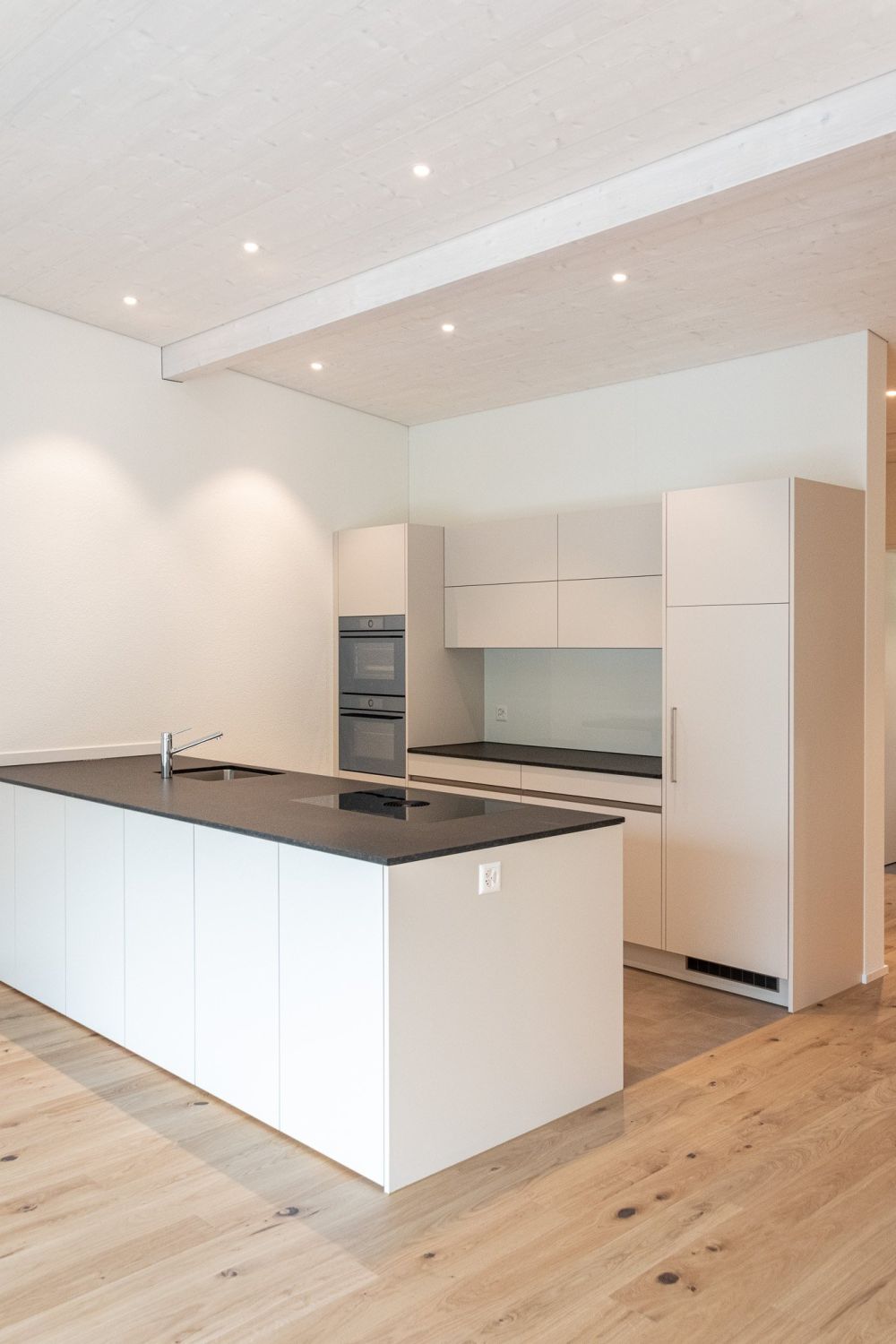 3 1/2 Zimmerwohnung - Attika - hintere Schilligmatte 2 - Bild 3