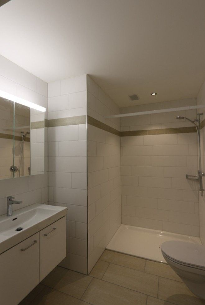 Moderne 2.5 Zimmerwohnung an zentraler Lage  Nähe Bahnhof - Bad