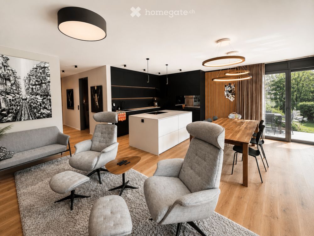 Traumhafte möblierte 4-Zimmer-Wohnung in bester Lage | 2 Parkplätze | Eigentumsstandart - Bild 11