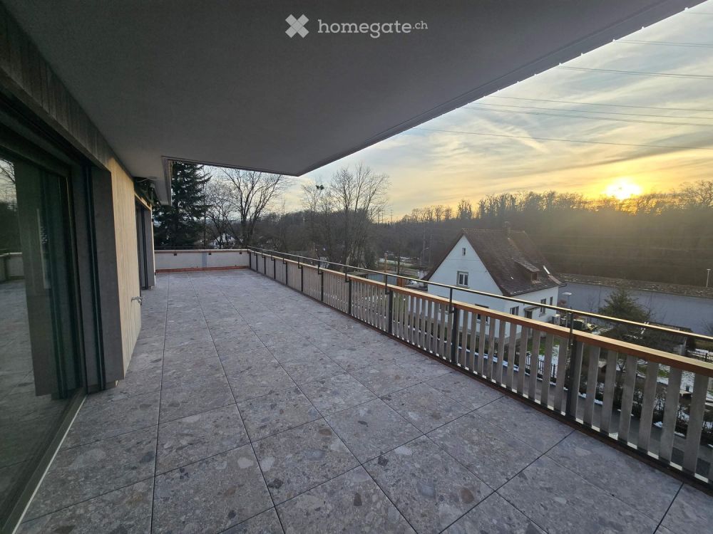 3.5 Zimmer Attika mit Blick auf Schloss Wildegg inkl. 2 Garagenplätze - Bild 4