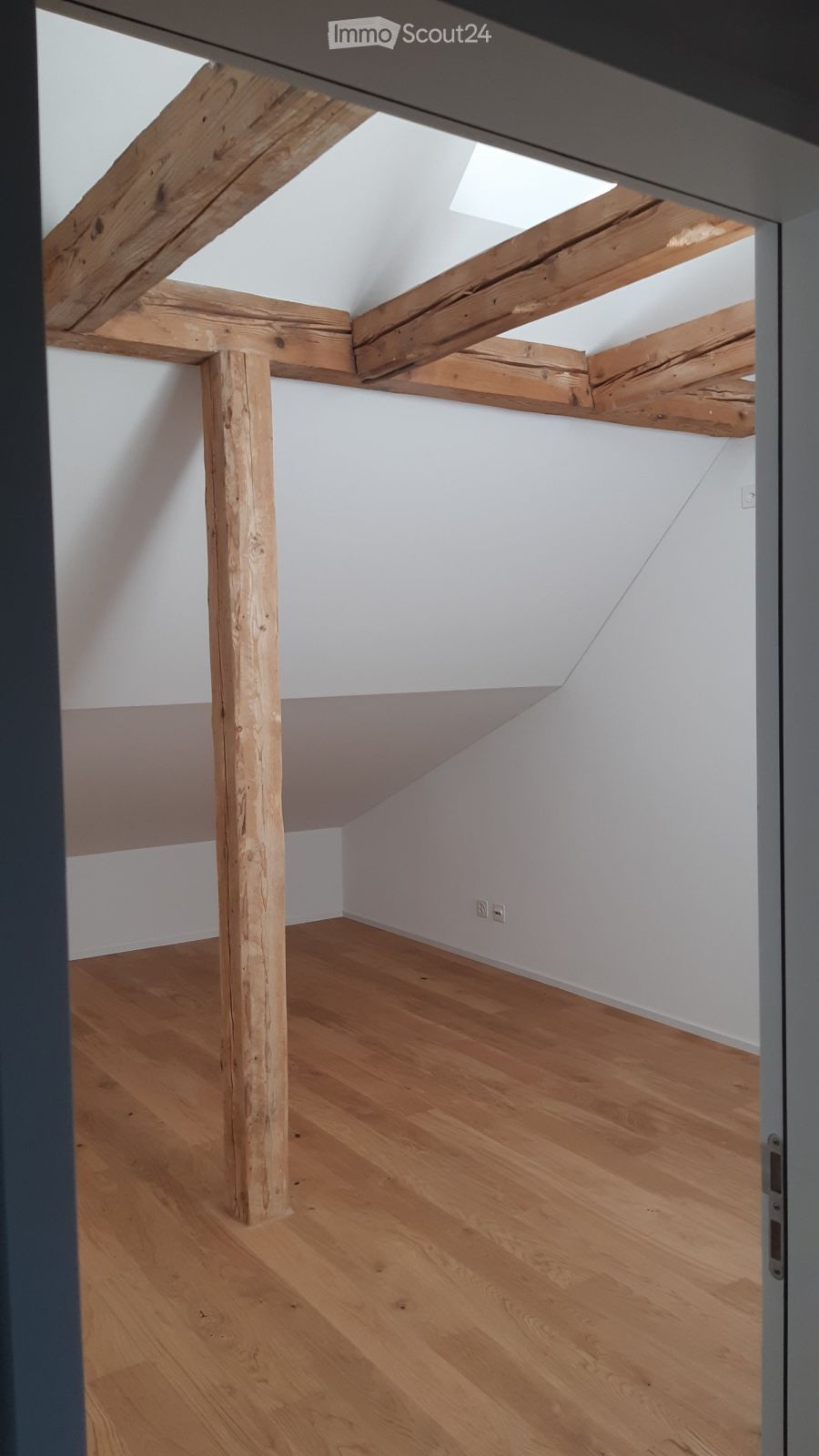 Moderne 4-Zimmer-Dachgeschosswohnung in Liebefeld – Neubau sofort verfügbar! - Bild 3