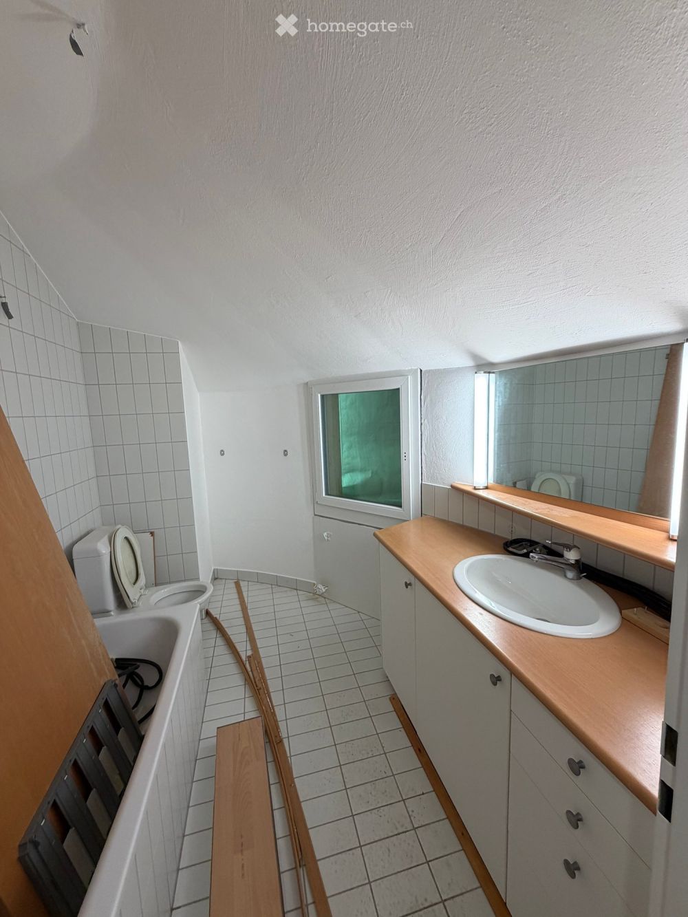 Attraktive 2.5-Zimmerwohnung an zentraler Lage in Hinwil - Bild 5