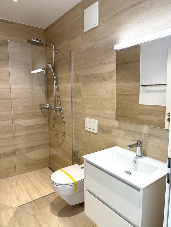 Erstvermietung: Moderne 4.5-Zimmer-Neubau-Wohnung mit Terrasse und schöner Aussicht in Trimbach - Bild 10