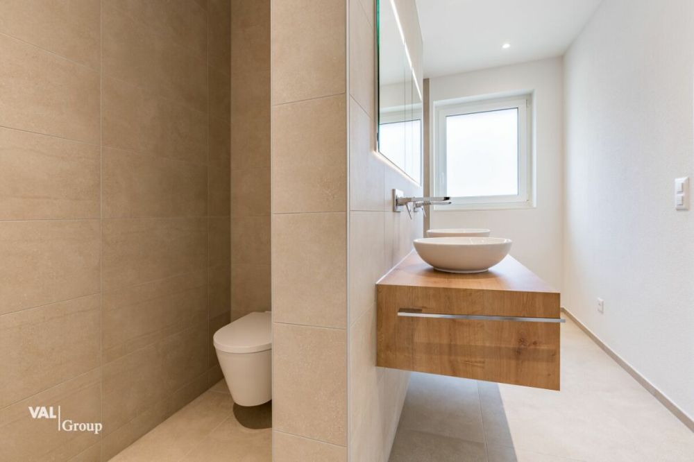 Grossräumige 2.5 Zimmer Wohnung mit grosszügiger Gartenfläche - Bild 7