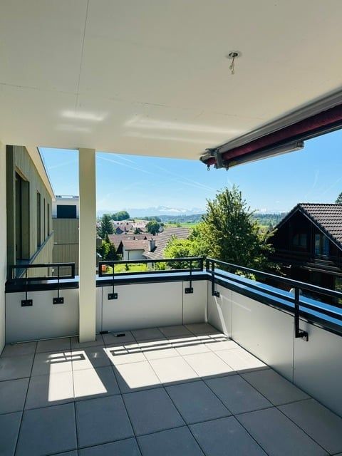 Moderne 2.5 Zimmer-Wohnungen an ruhiger Lage Illnau - Bild 1