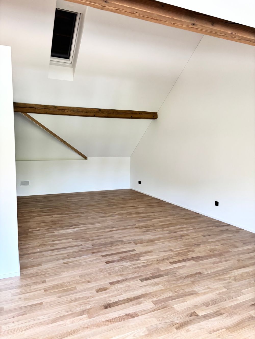 Stilvolles Neubau-Loft mit Balkon - Bild 7