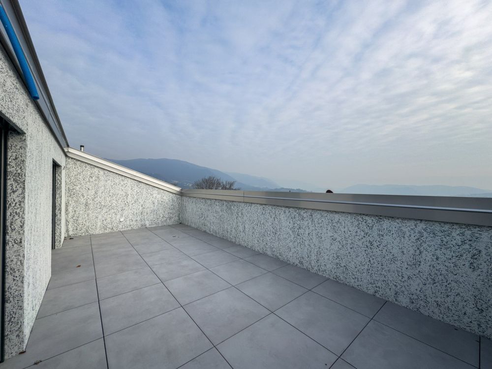 Ampio attico duplex 4.5 locali duplex a Besazio - Bild 8