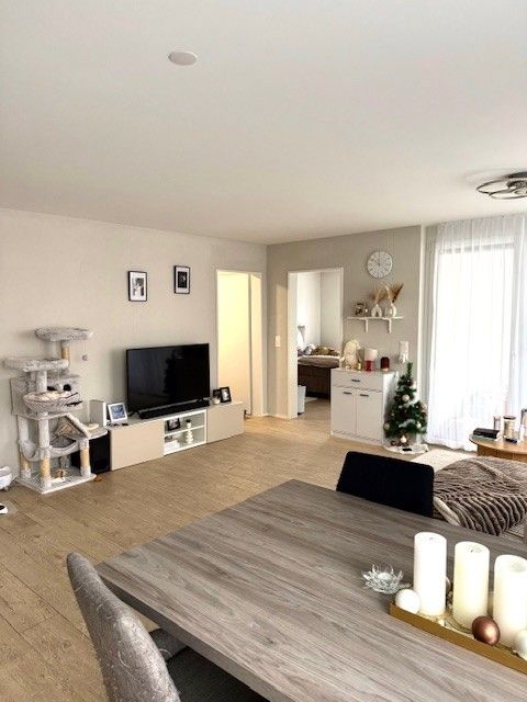 Moderne 2.5-Zimmer-Wohnung in Holderbank mit Balkon und schöner Aussicht - Bild 8