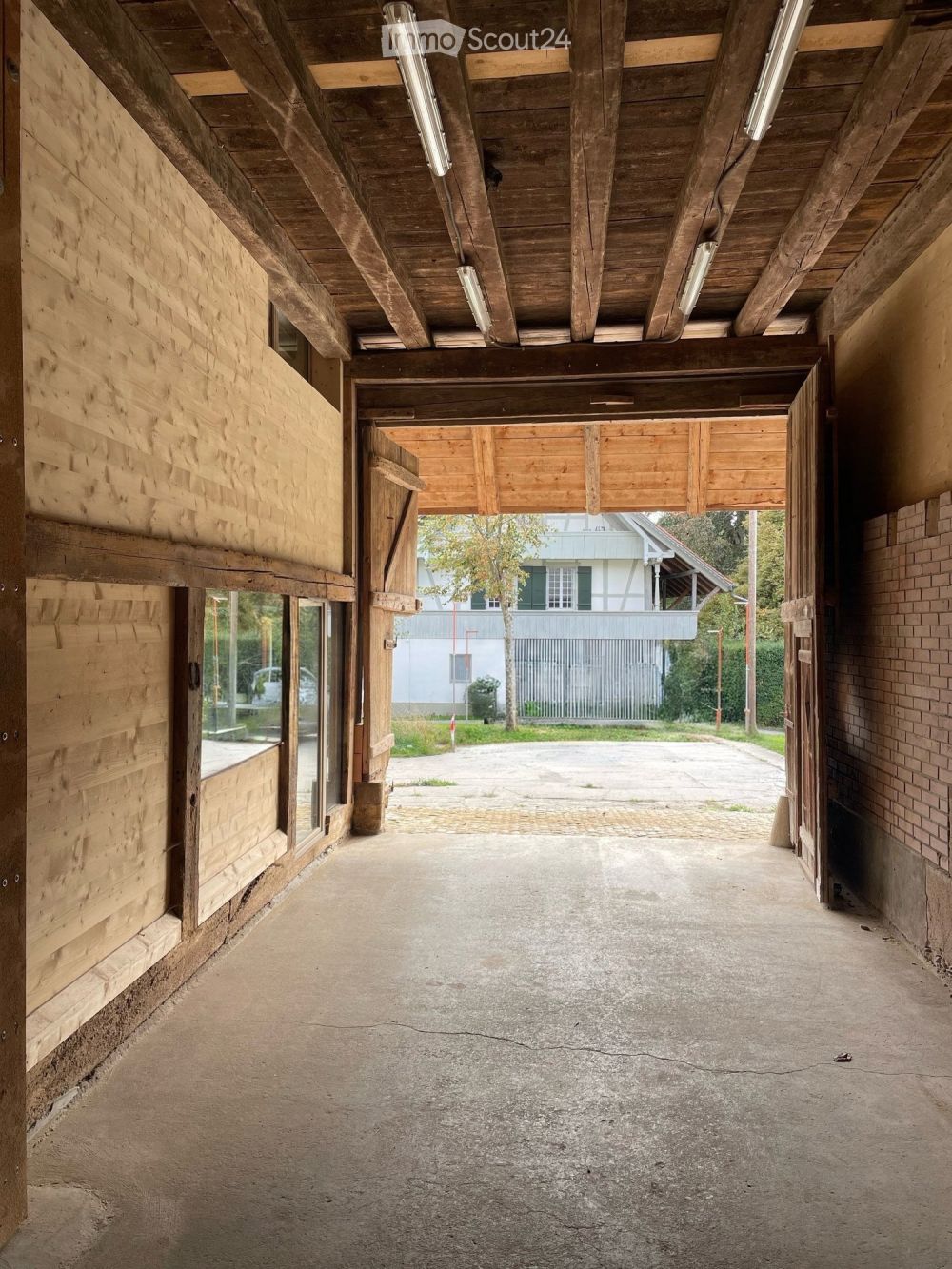 Neue, charmante 3,5-Zimmer-Maisonette-Wohnung mit überdecktem Aussenbereich & eigenem Garten - Bild 12