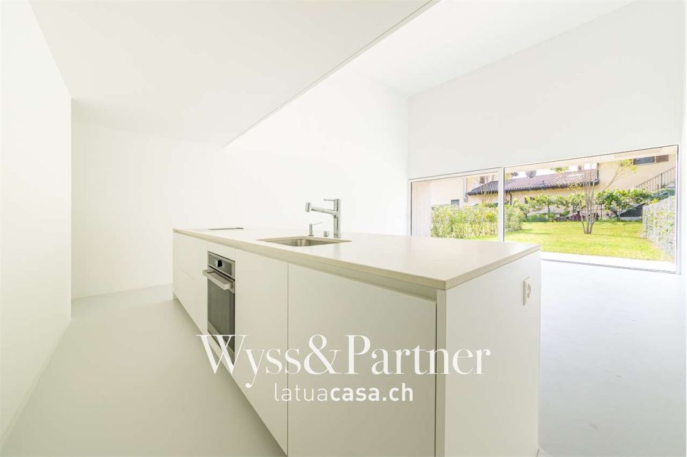 Tegna - zentrales Neubau-Villa - Bild 1