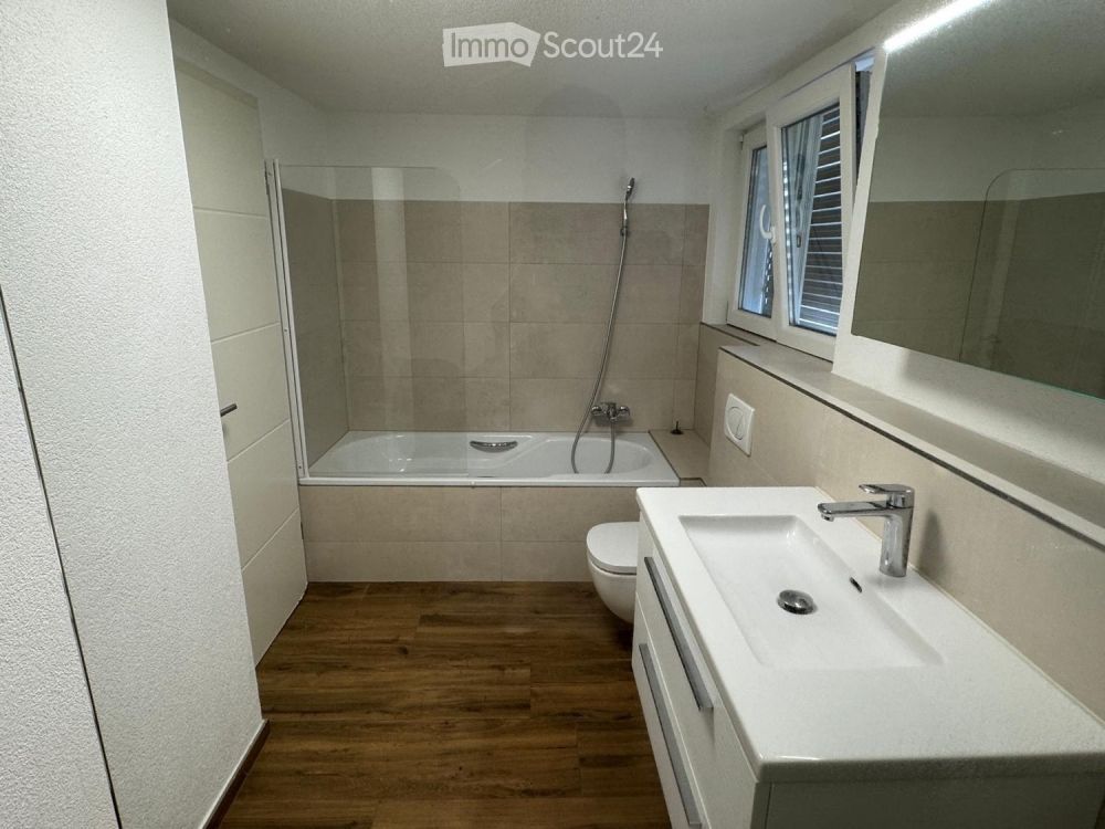 Modernes Einfamilienhaus in Walliswil b. Wangen – 5.5 Zimmer zu vermieten - Bild 3