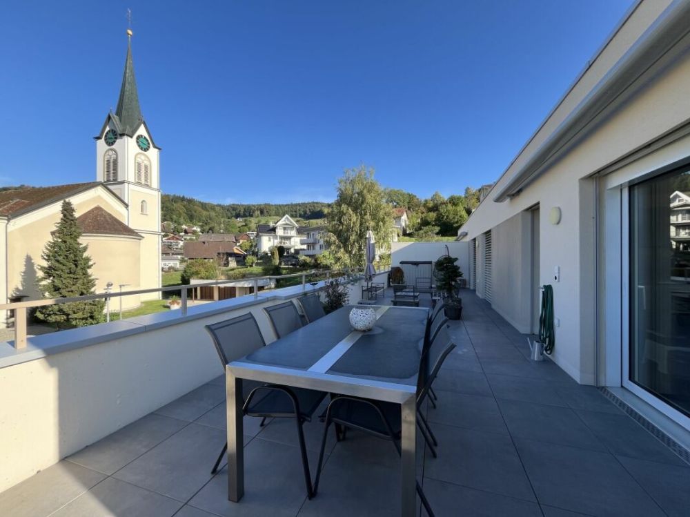 Nach Erstbezug - Moderne 4.5-Zimmerwohnung Attika im Herzen von Uffikon - Bild 9