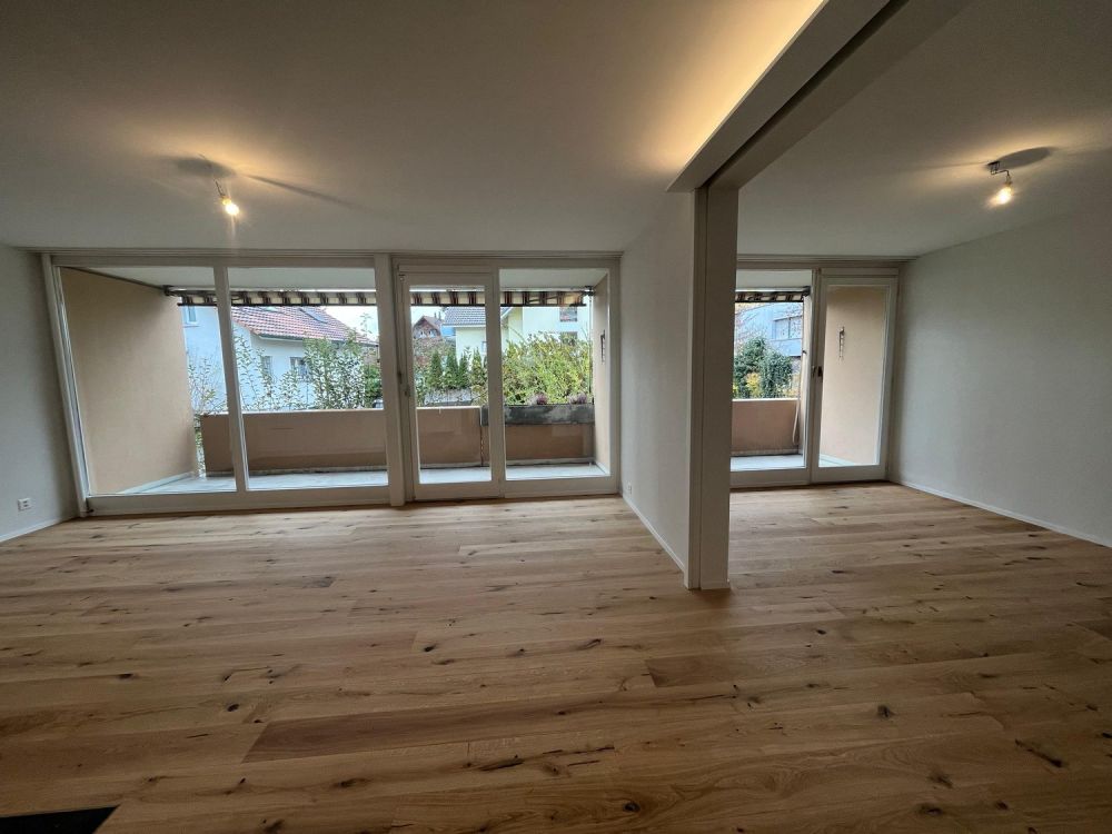 Sehr sonnige, ruhige, teilrenovierte 4.5-Zimmerwohnung - Bild 1